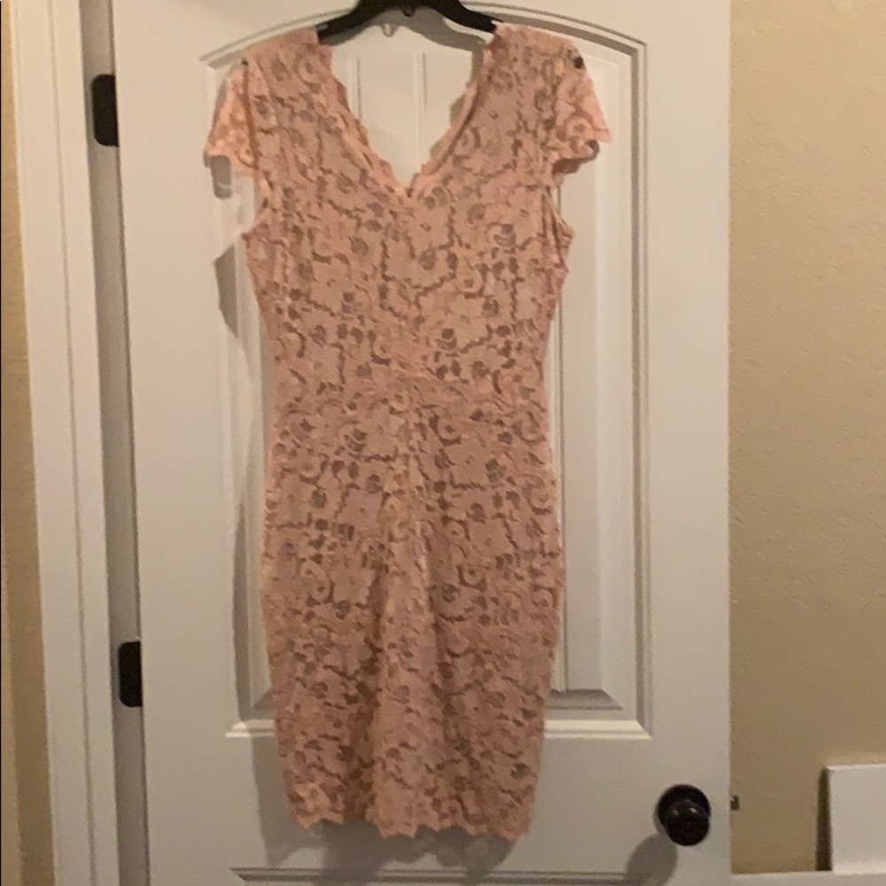 EUC Belle BADGLEY MISCHKA size 8 Light pink